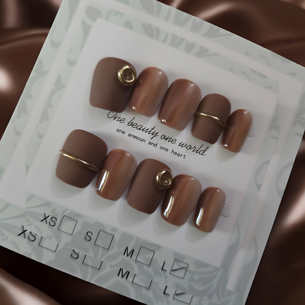 Square Shorties Brown with Gold Accents - Press On Nails
