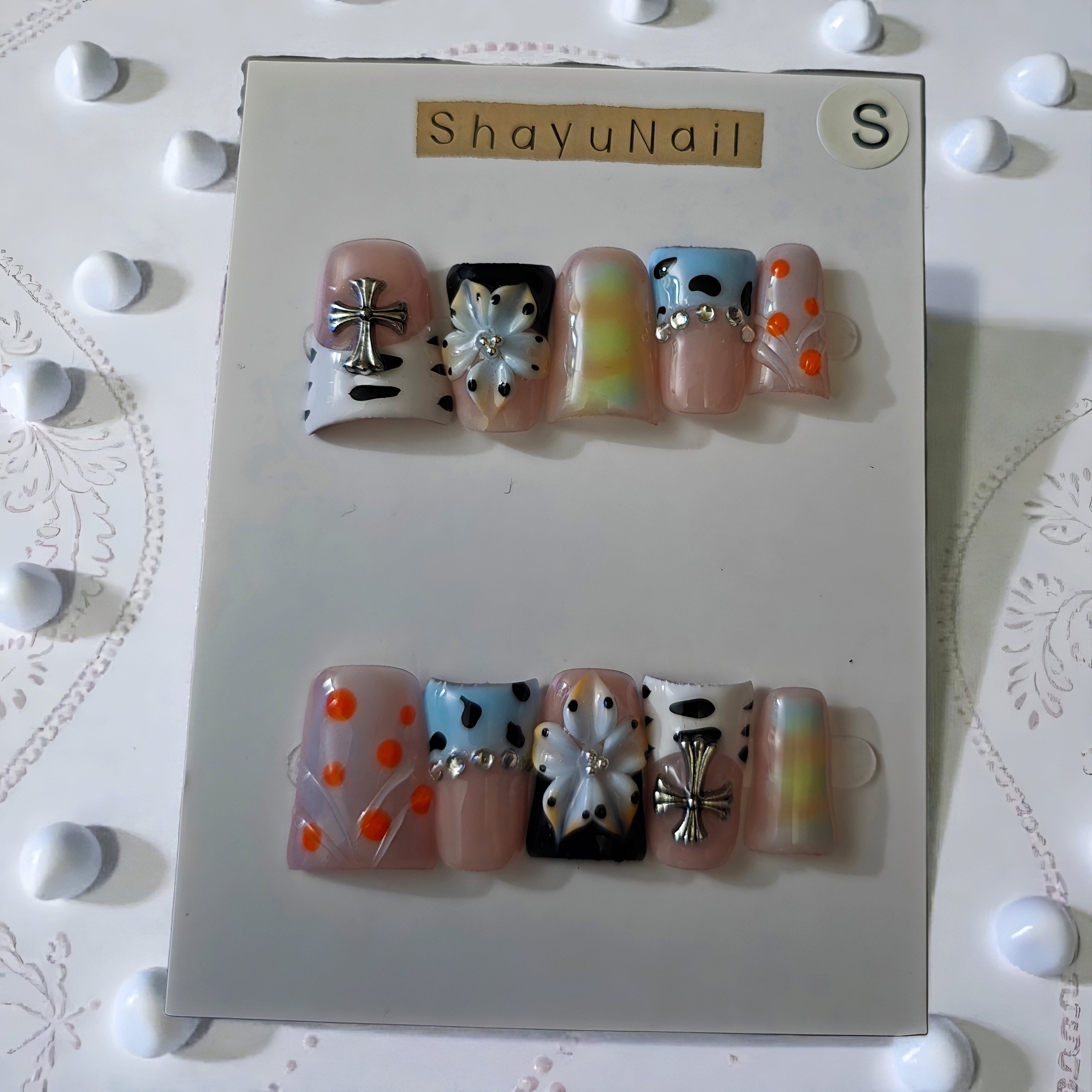 Small Duck Press-On Nails - Gothic Rainbow Cross